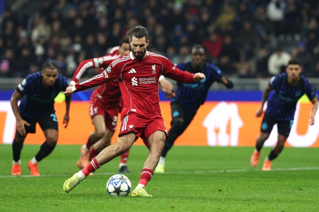 Dominik Szoboszlai scores