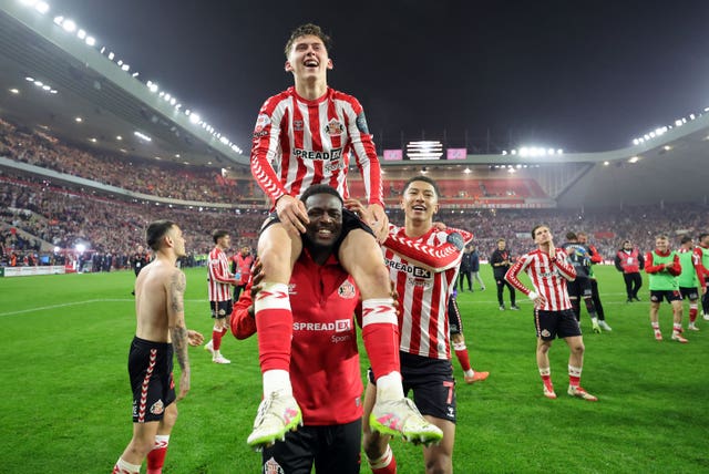 Sunderland players celebrate