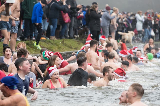 Christmas Day swim – Sutton COldfield