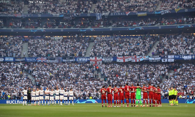 Tottenham and Liverpool players paid their respects to Reyes before their Champions League final clash.