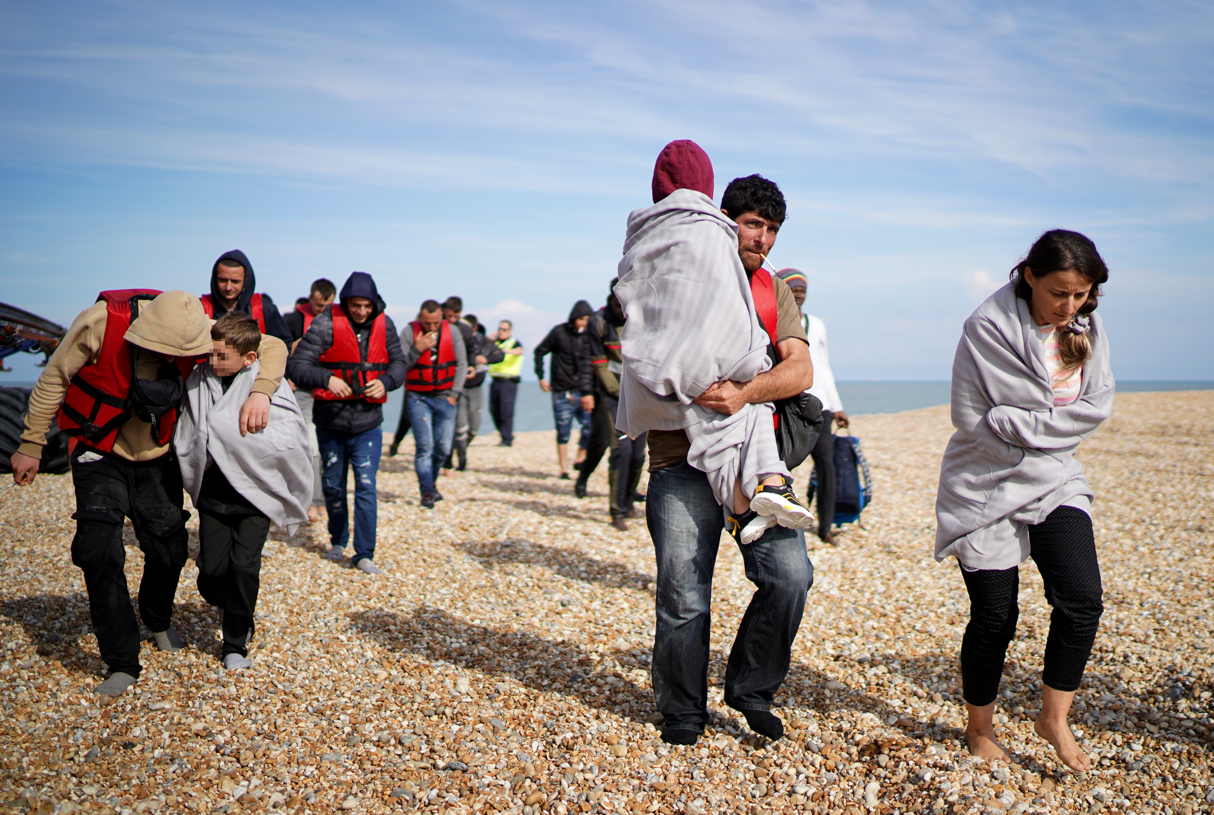 Nearly 1,000 Migrants Crossed Channel To UK In 20 Small Boats In One ...