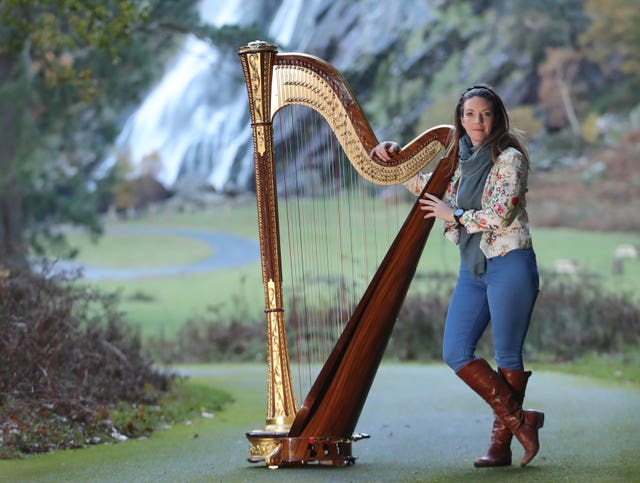 Harpist Aisling Ennis