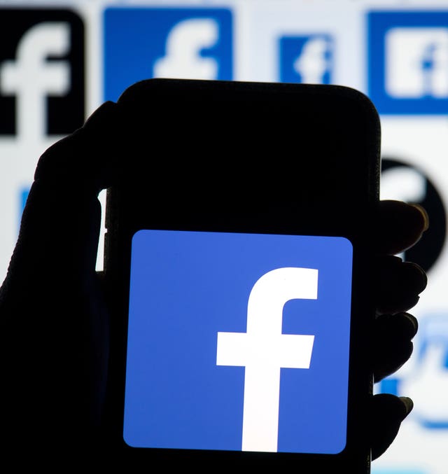 Facebook message encryption fears