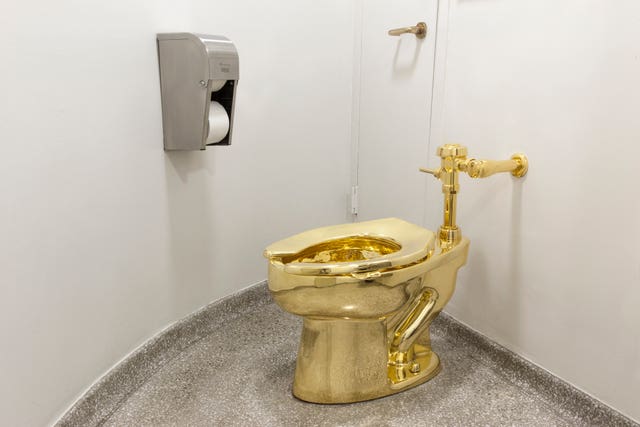 Golden toilet stolen from Blenheim Palace