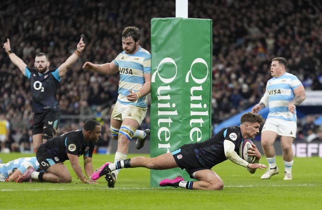 Henry Slade scores a try