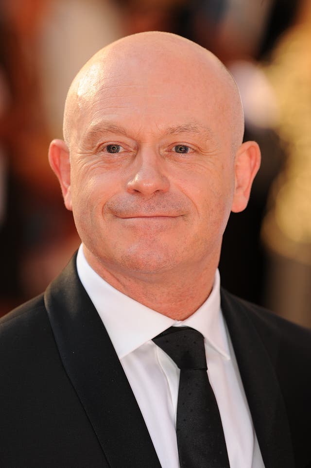 Ross Kemp head and shoulders
