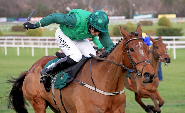 Daryl Jacob won the Irish Arkle on El Fabiolo