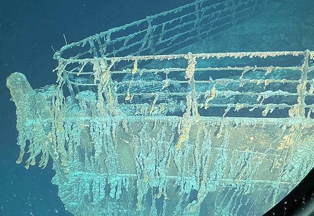 Titanic tourist vessel missing