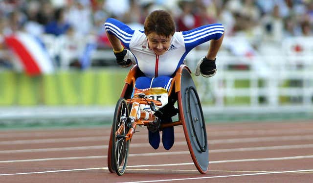 Tanni Grey-Thompson competing in the 2004 Paralympic Games in Athens