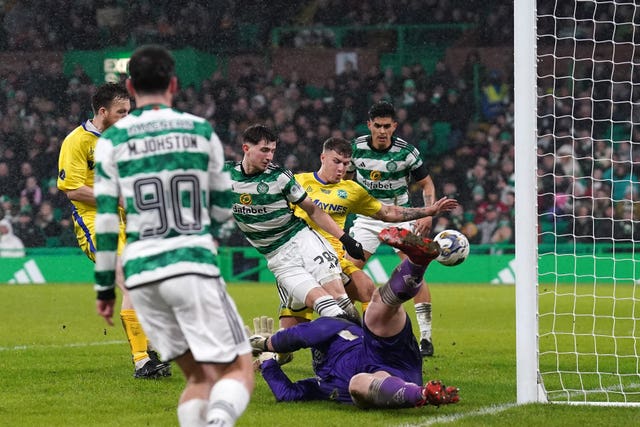 Rocco Vata, centre, scores Celtic’s fifth goal
