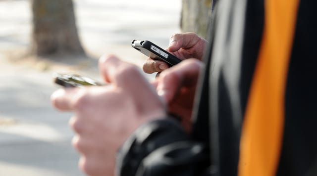 Mobile phone use on the Tube