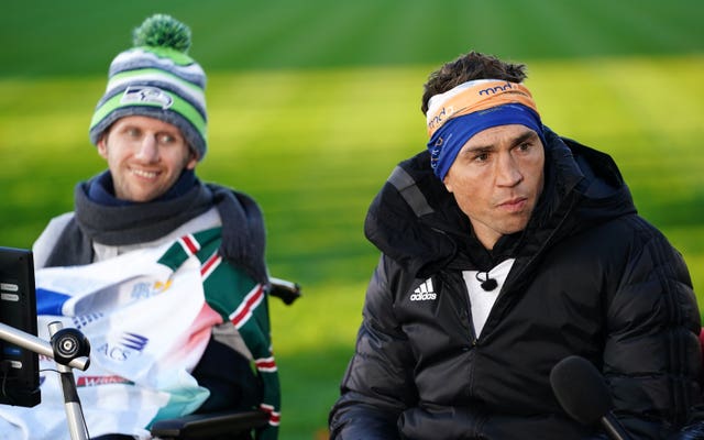 Kevin Sinfield with Rob Burrow (left) at Headingley