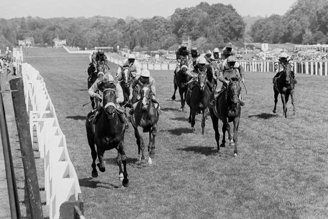 Piggott on Teenoso, left, won his seventh King George 