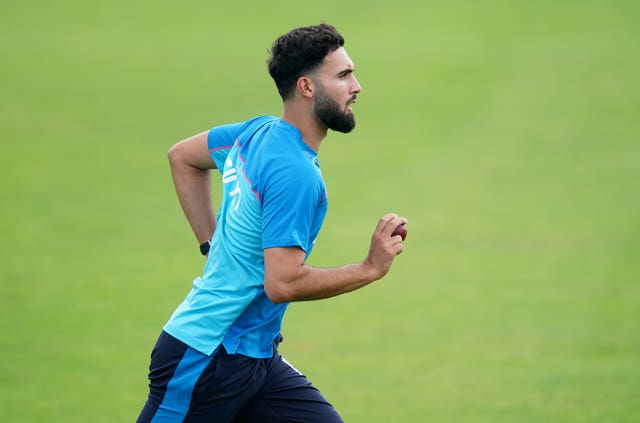 Saqib Mahmood charges in to bowl during England nets at Headingley 2021.