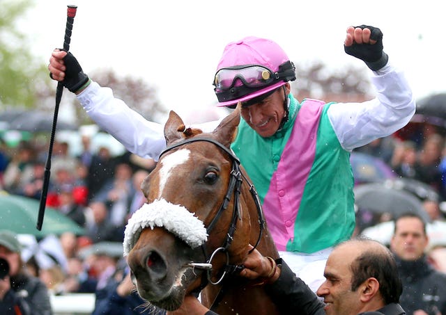 Frankie Dettori and Chaldean return to the Newmarket winner's enclosure 