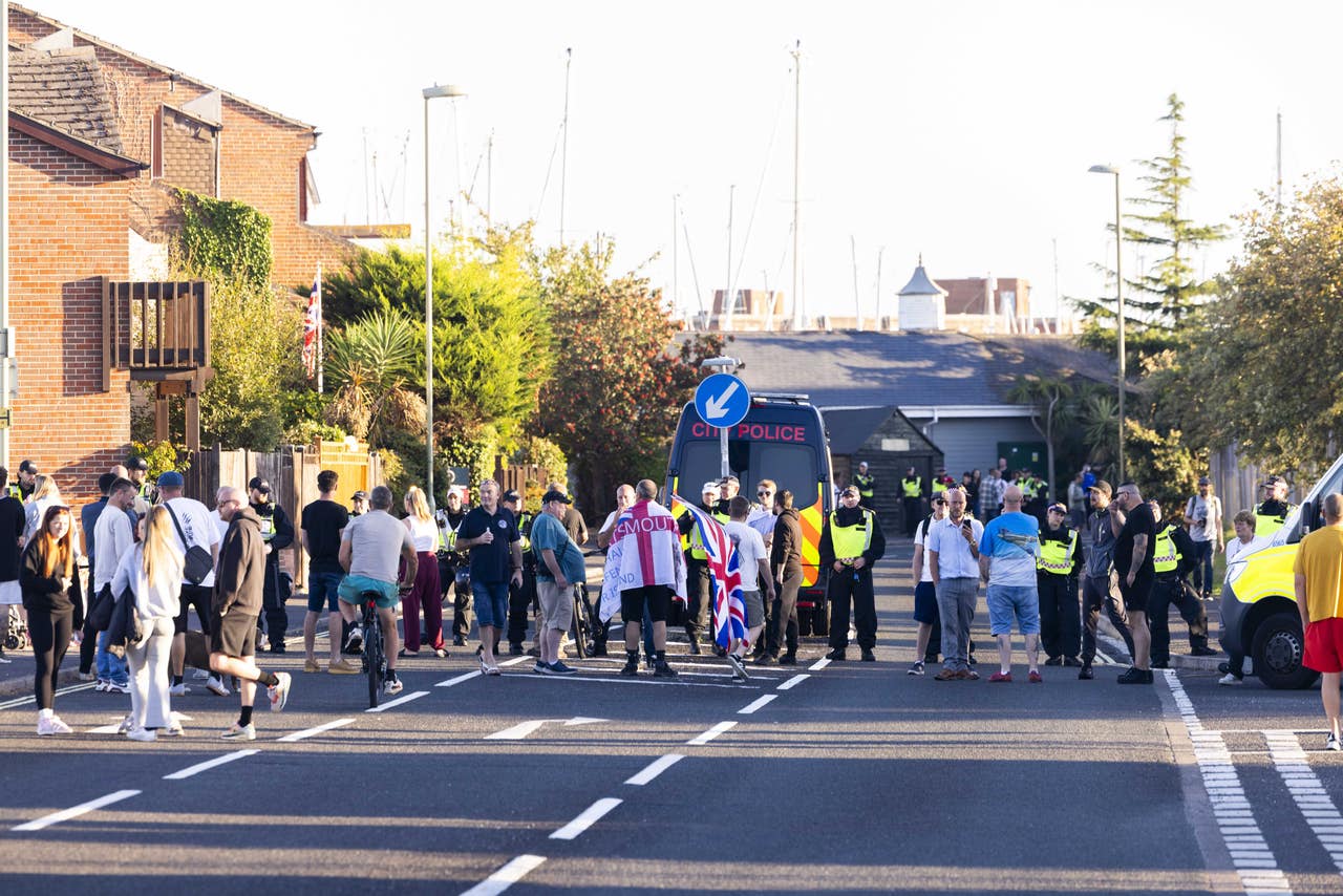 Around 50 migrants arrive in Dover after refusing French coastguard ...