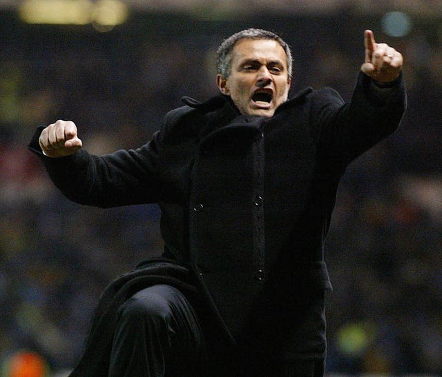 Mourinho celebrates his side's late equaliser in Porto's famous 1-1 draw at Old Trafford