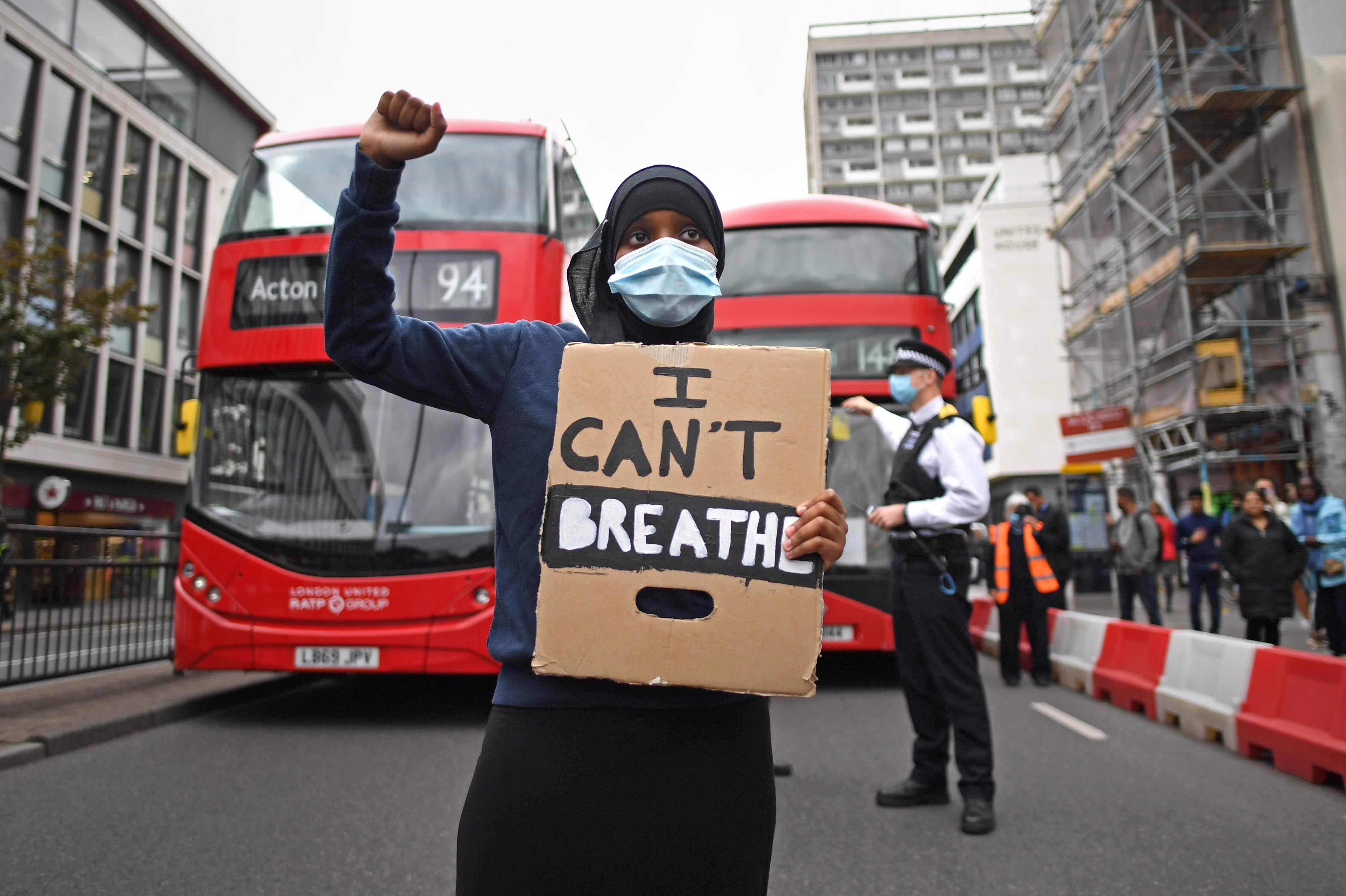 Hundreds Of Demonstrators Take Part In Million People March ...