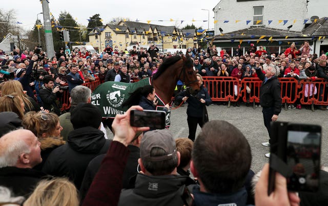 Tiger Roll 2019 Grand National Winners Parade