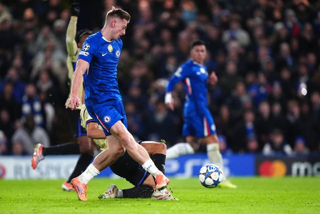 Liam Delap scores Chelsea's third goal