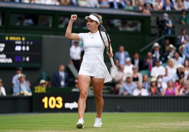 Simona Halep celebrates victory 