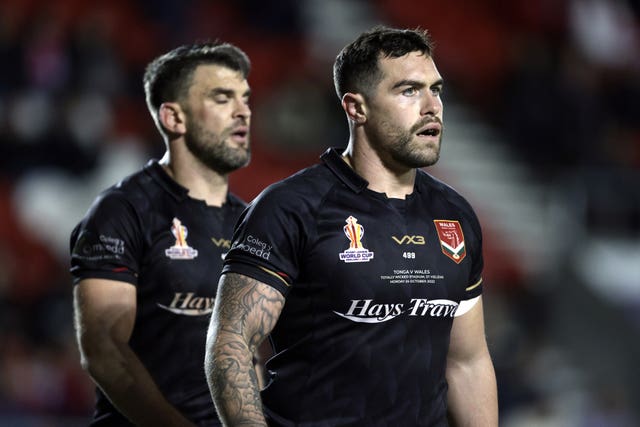Wales’ Matthew Fozard, right, and Elliot Kear look dejected 