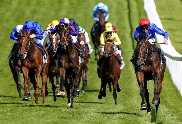 Adayar streaks clear under Adam Kirby