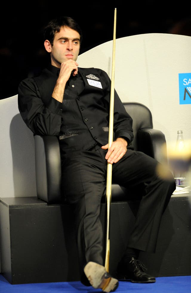Ronnie O’Sullivan waits his turn in 2008