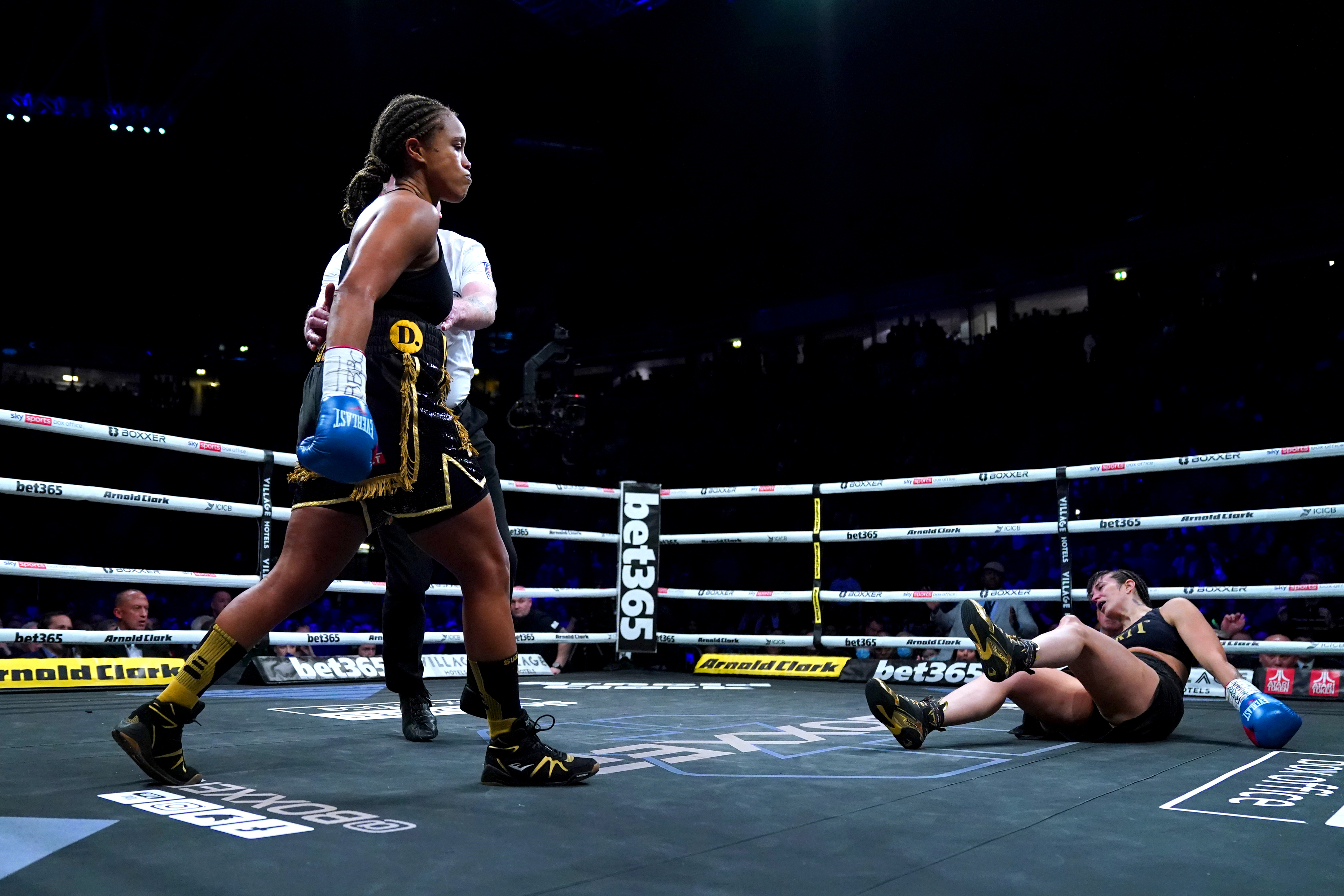 Natasha Jonas Wins World Title With Clinical Victory Over Chris Namus ...