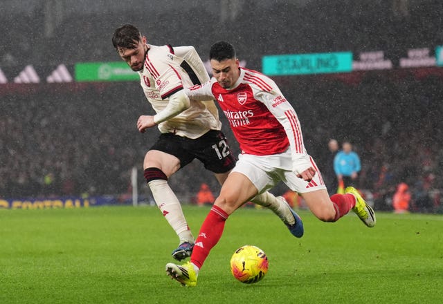 Liverpool’s Conor Bradley, left, and Arsenal’s Gabriel Martinelli battle for the ball