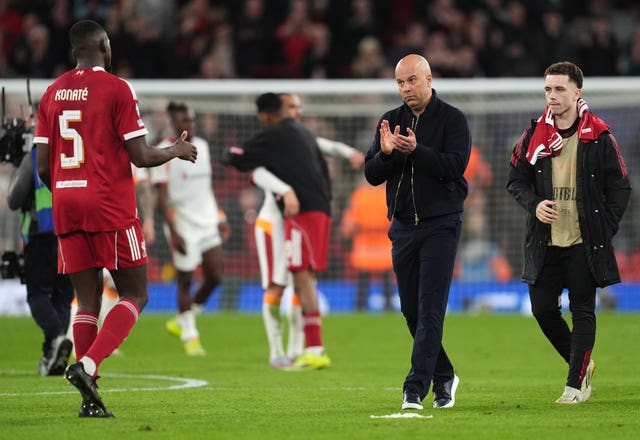 Arne Slot celebrates with Ibrahima Konate
