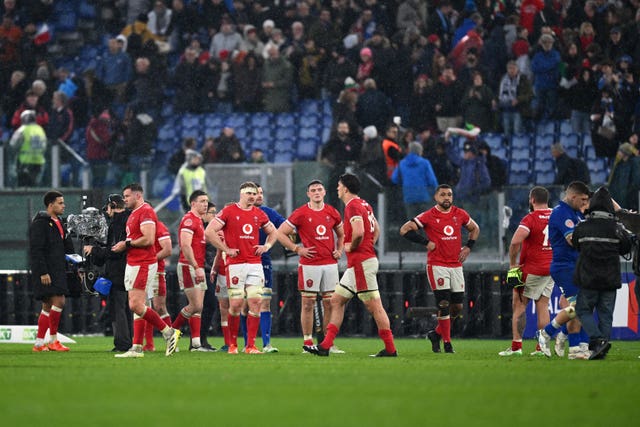 Wales players after the final whistle against Italy