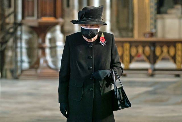 Queen Elizabeth II marks centenary of burial of Unknown Warrior