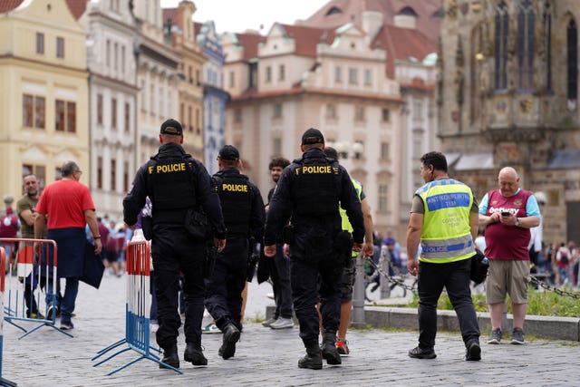 Police presence in Prague before the final
