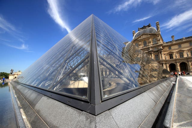 Louvre glass pyramid