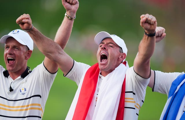 Rory McIlroy celebrating