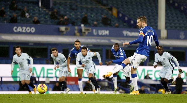 Gylfi Sigurdsson's penalty secured only Everton's second win in eight matches