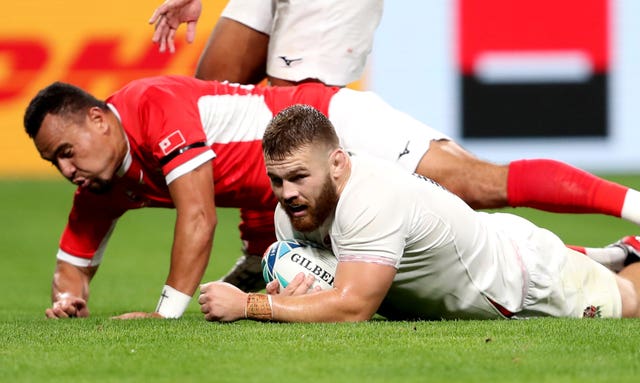 Luke Cowan-Dickie, right. scores against Tonga