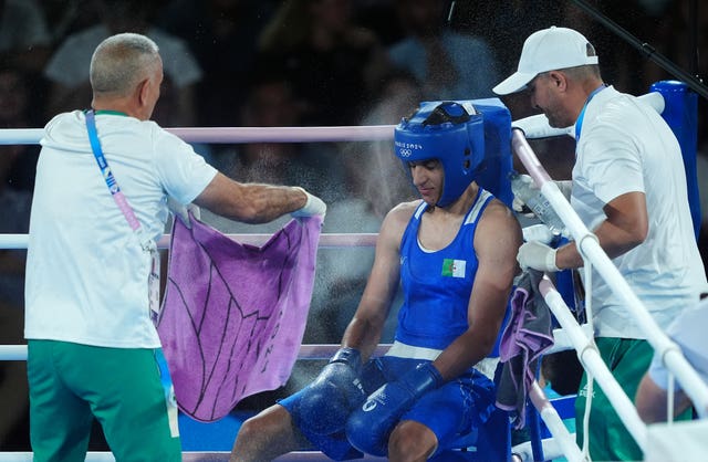 Imane Khelif being fanned by her coaches