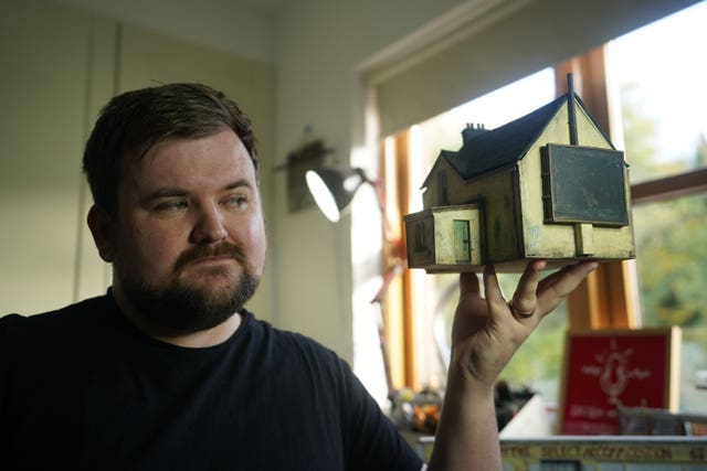 Derelict properties model maker