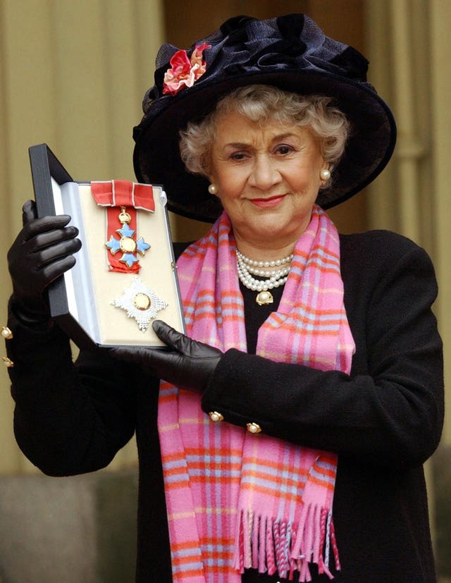 Dame Joan Plowright 