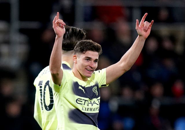 Julián Álvarez celebrates with Manchester City