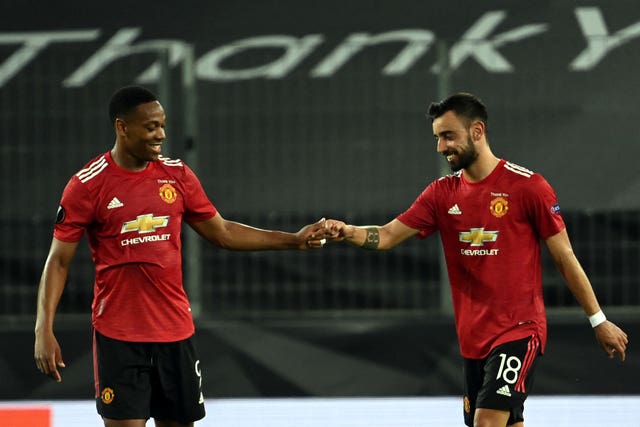 Bruno Fernandes’ penalty sends Manchester United into Europa League semi-finals