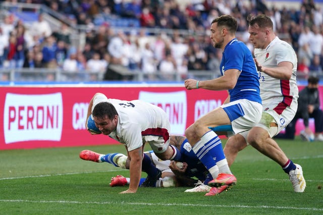 Jamie George finishes his second try at the Stadio Olimpico