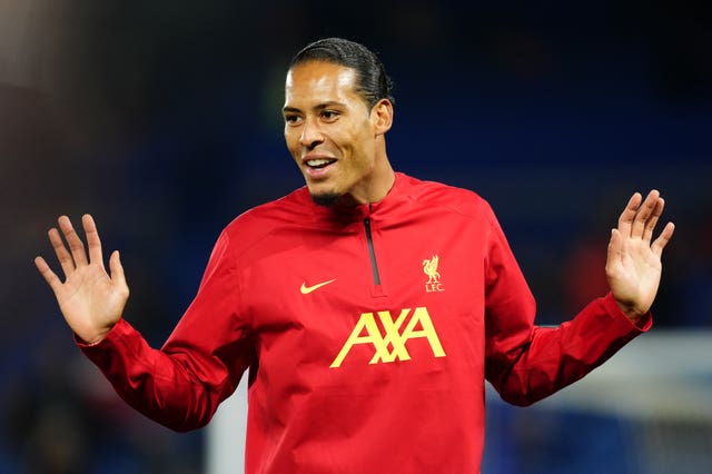 Liverpool’s Virgil van Dijk warming up 