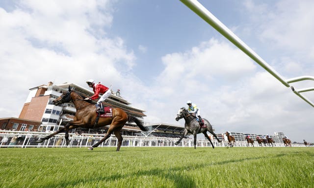 Audience winning the Al Shaqab Lockinge Stakes 