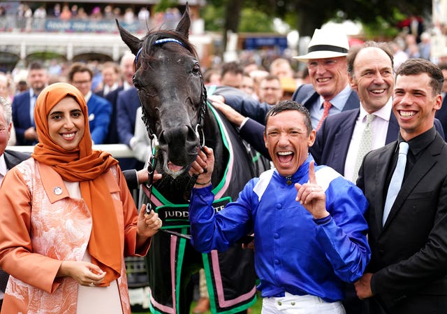Sheikha Hissa and Frankie Dettori with Mostahdaf 