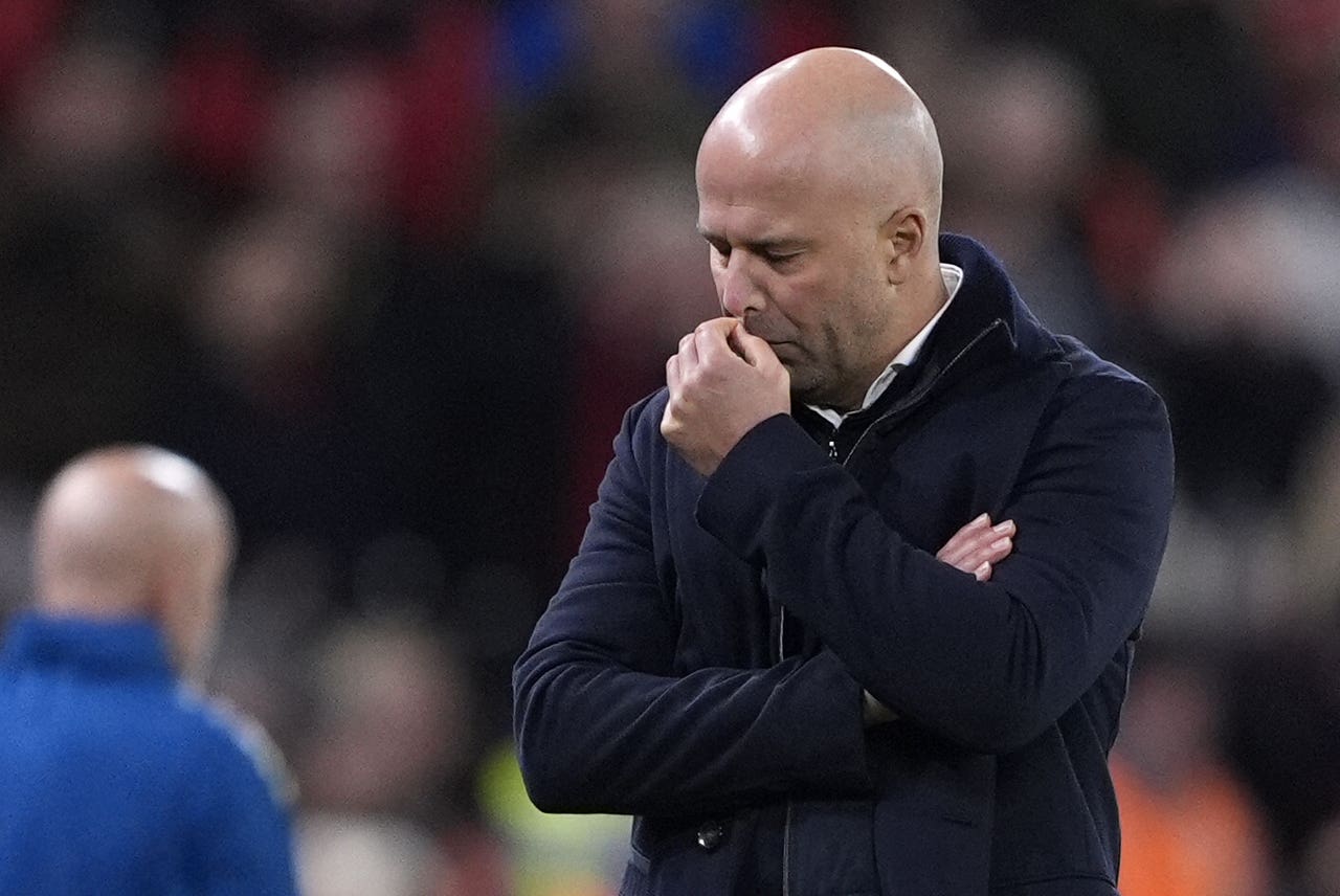 Sunday’s briefing Liverpool in fullblown crisis