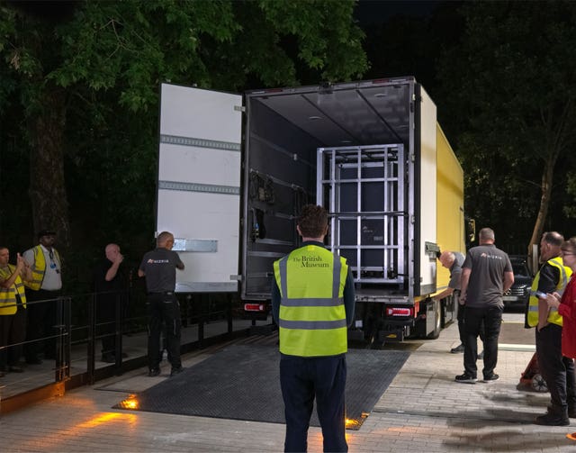 The truck that carried the Bayeux Tapestry from France