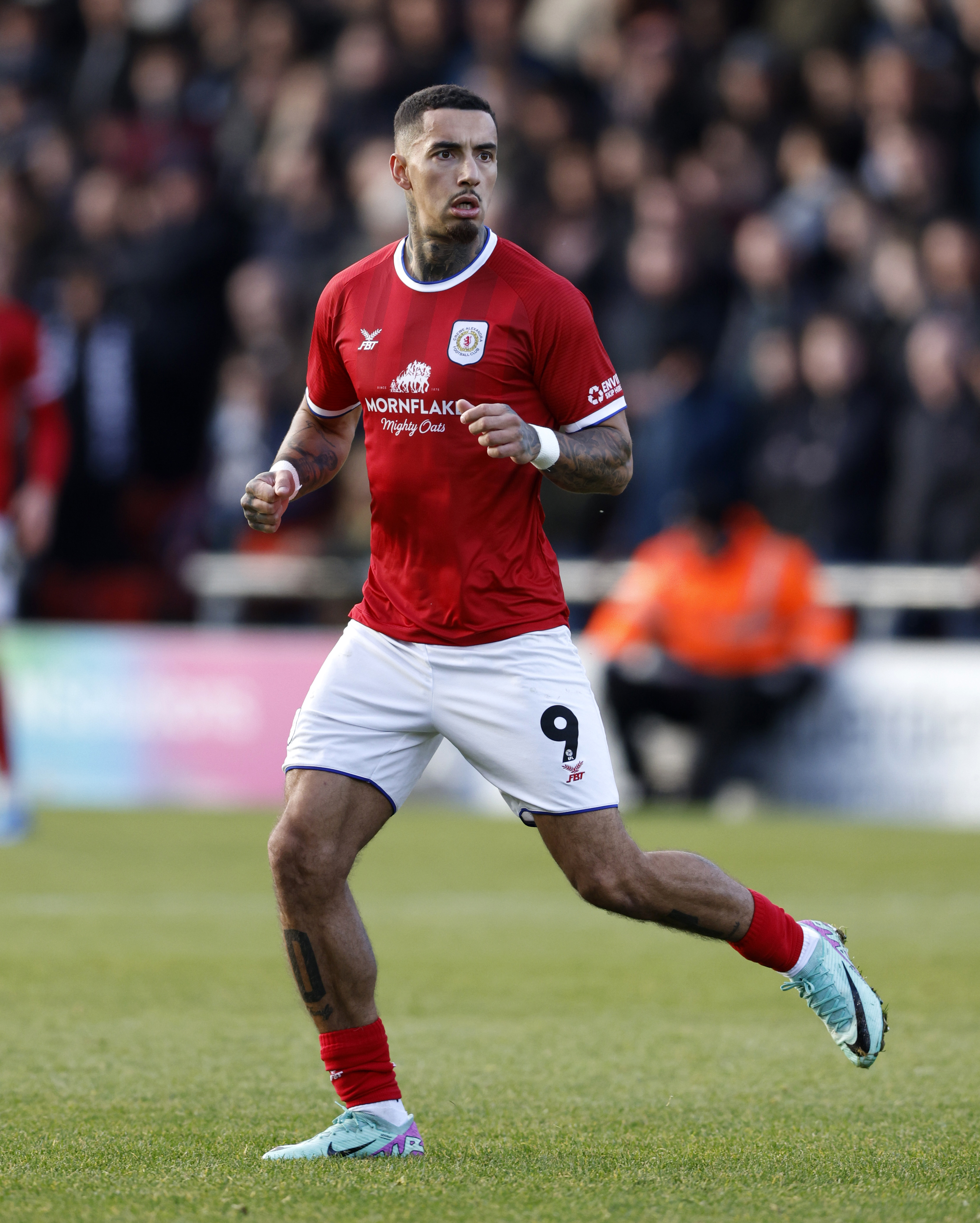 克鲁1-0诺茨郡：贝克-理查森点球击溃客队